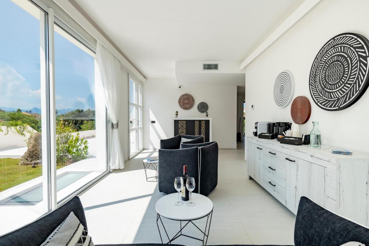 Cara A Bentu - Charming Rooms Tortolì Eksteriør bilde