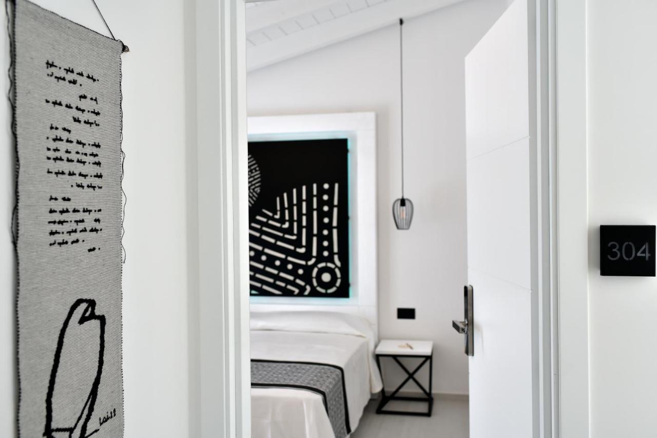Cara A Bentu - Charming Rooms Tortolì Eksteriør bilde