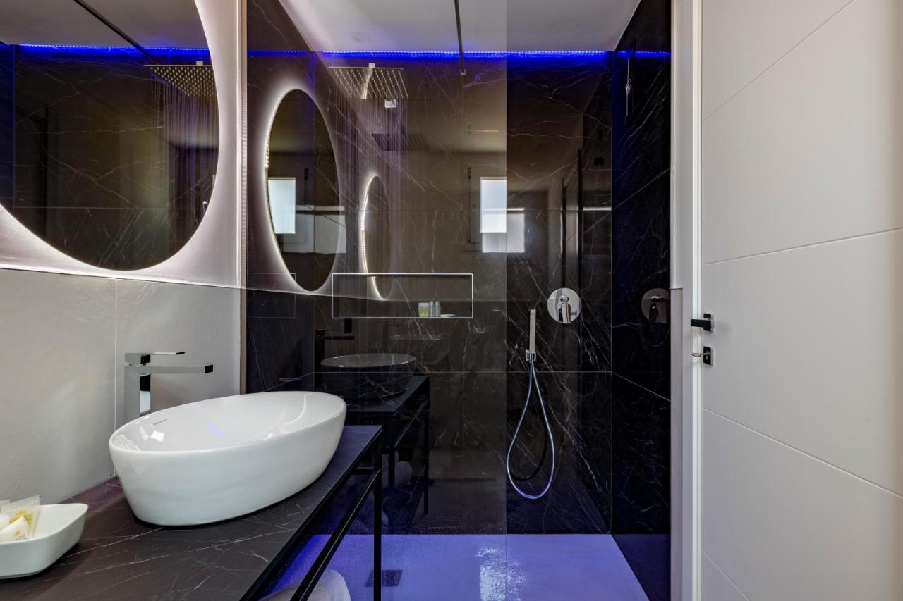 Cara A Bentu - Charming Rooms Tortolì Eksteriør bilde